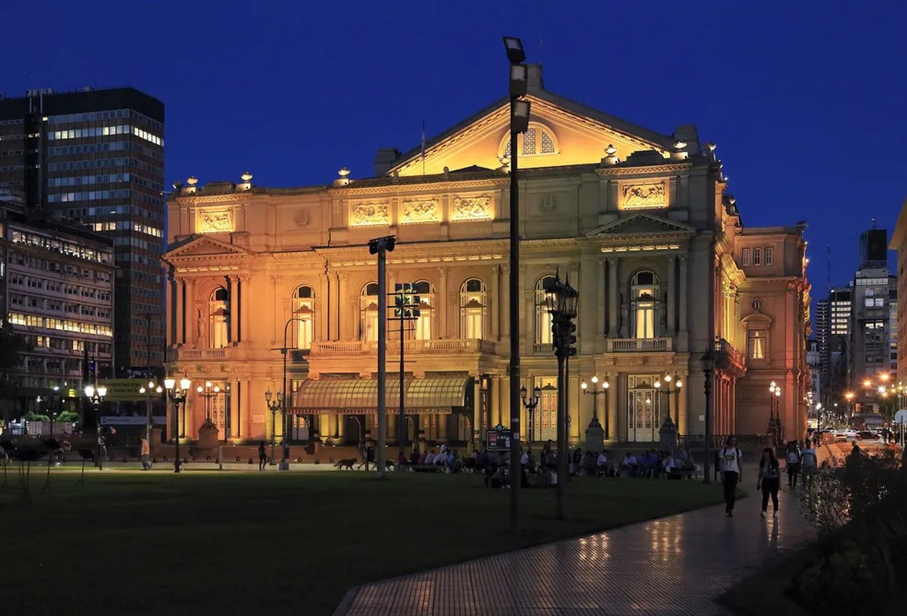 Teatro Colón — Foto: Wikimedia Commons