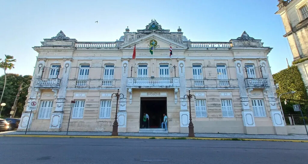 Palácio da Redenção, localizado em João Pessoa — Foto: Wikimedia Commons