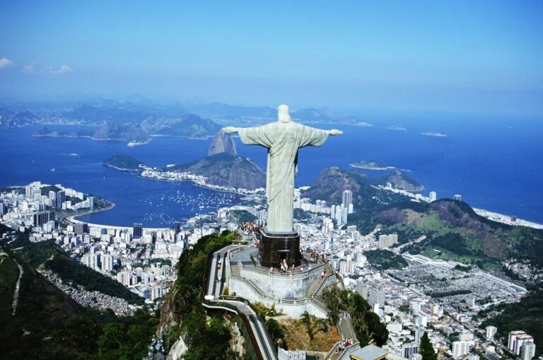 Cristo Redentor está entre as 11 melhores atrações turísticas do mundo